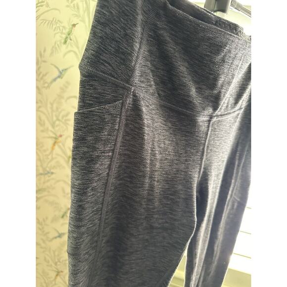 Victoria Secret Sport Knockout Purple Tight-Leggings Size 2 S w/ Side Pockets - Picture 3 of 8